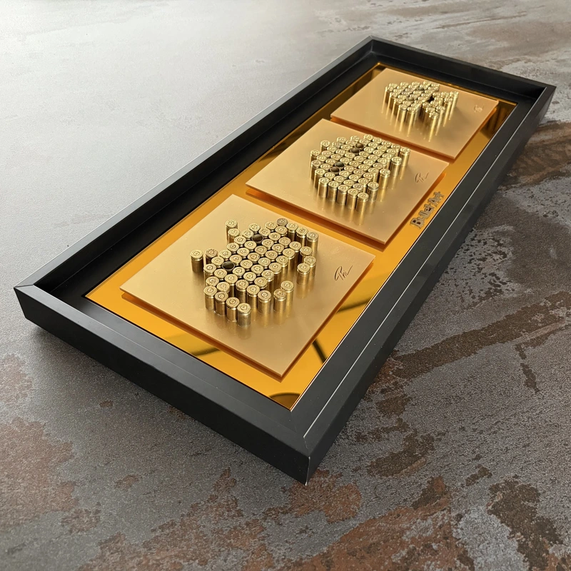 Cadre 03 vertical finition miroir vue rapprochée